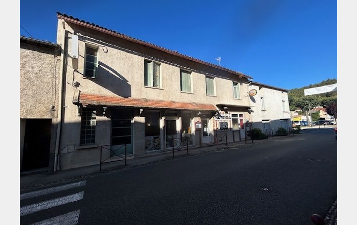 Local commercial   DOUELLE  198 m2 175 000 € 